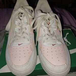 PINK,WHITE,SEAFOAM,YELLOW NIKE AF1